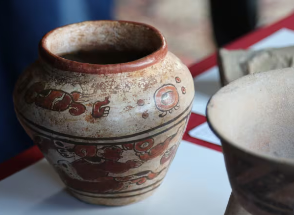 D.C. woman finds 2,000-year-old Mayan vase at thrift store and returns it to Mexico